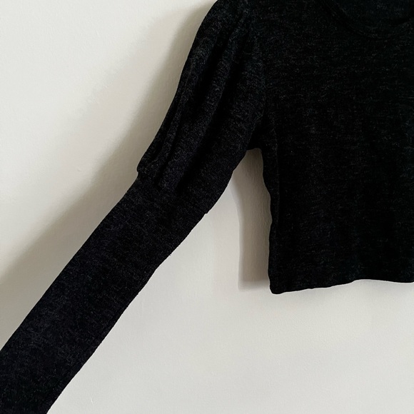 Fashion Nova Crop top - Picture 2 of 3